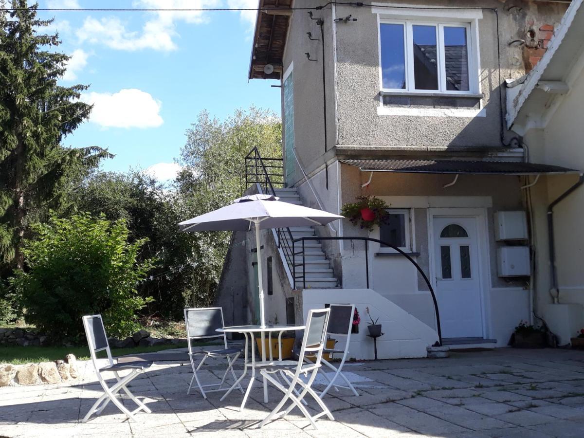 Gite Les Eylauds Pionsat Exterior photo