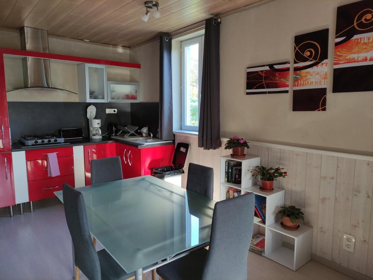 Gite Les Eylauds Pionsat Exterior photo