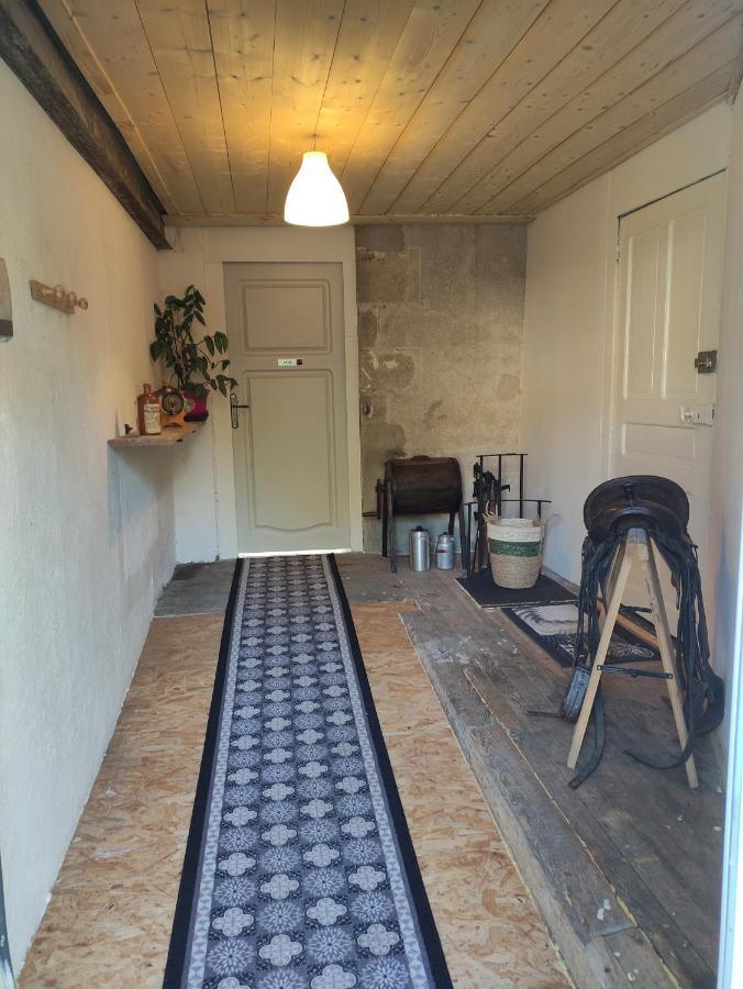 Gite Les Eylauds Pionsat Exterior photo
